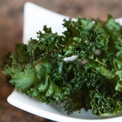 Baked Kale Chips  de Bonnie J Grothe - Recipefy