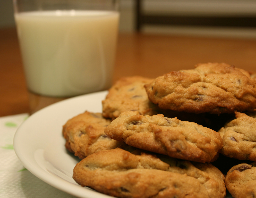 Best Chocolate Chip Cookies of Caitlin Hawley - Recipefy