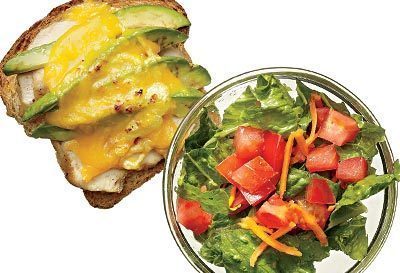 Open-Faced Chicken Avocado Melt di Kristen Byers - Recipefy