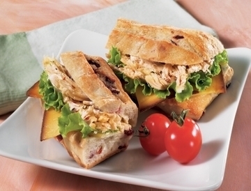 Sandwichs  poulet et canneberges of Guillaume VALLET - Recipefy