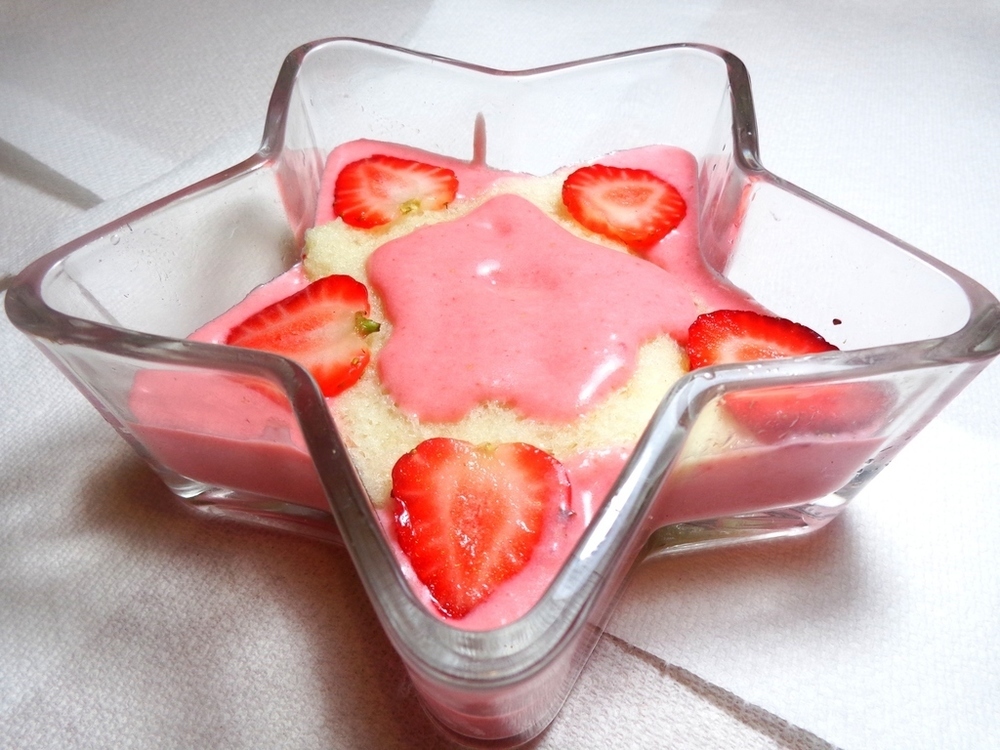 Strawberry Pudding de Kitchen Snippets - Recipefy