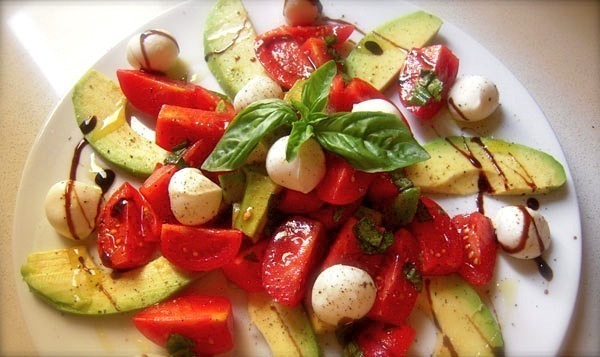 Rosa's Mediterranean Tomato Salad of Rosa Lanzillotti - Recipefy