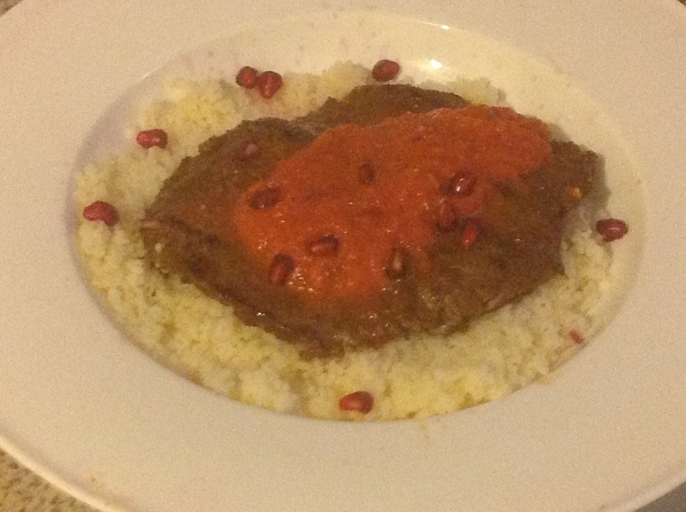 Spicy Moroccan Steak with Red Pepper Sauce de Calvin Atkinson - Recipefy