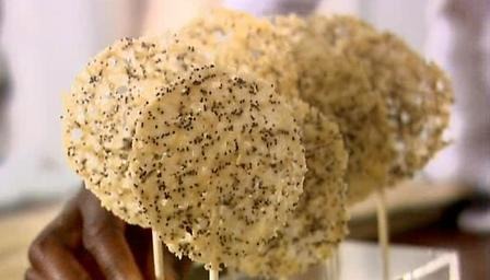 Parmesan and poppy seed lollipops of urshy - Recipefy