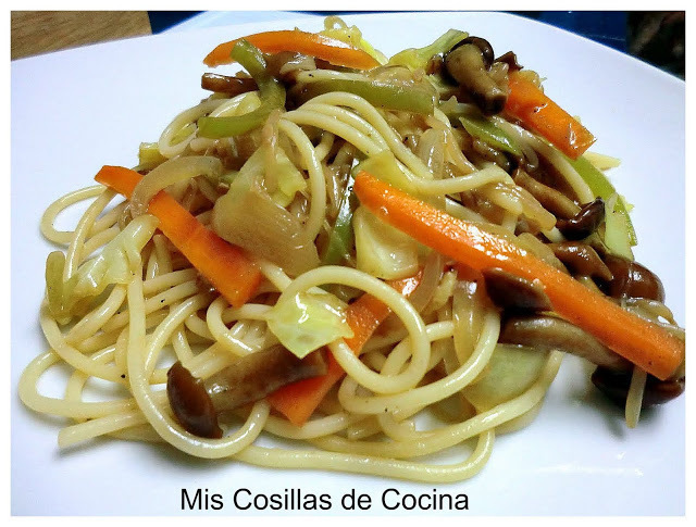 Espaguetis al estilo oriental  de Brenda Paola - Recipefy