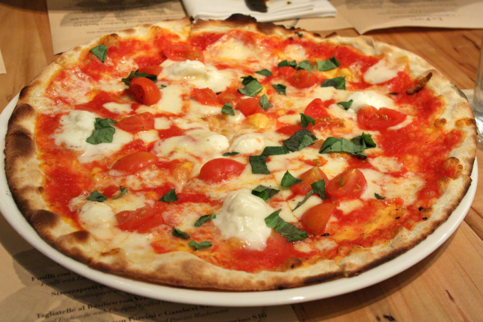 Pizza Margherita of Václav Pluhař - Recipefy