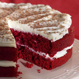 Red velvet cake with cream cheese frosting of Idham Haqi - Recipefy