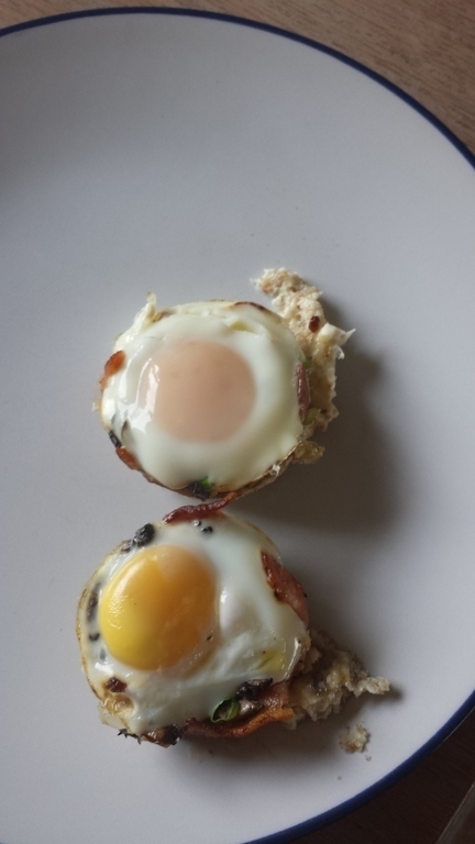 Baked breakfast eggs de tania chomicz - Recipefy