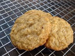 Crispy Crunchy Oatmeal Cookies di Elaine Crawford Daguanno - Recipefy