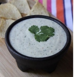 Chuy's Creamy Jalapeño Dip de Karyn Johnson - Recipefy