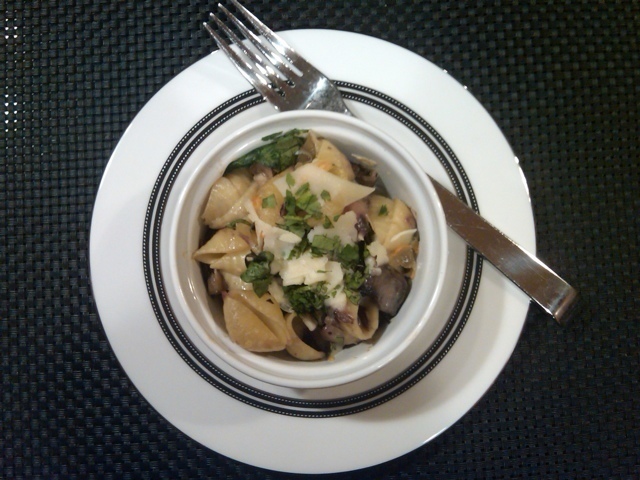 Conchiglie al Forno with Wild Mushrooms & Radicchio of Courtney Glantz - Recipefy