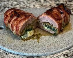 Bacon-Wrapped Pesto Pork Tenderloin de Michele Poole - Recipefy